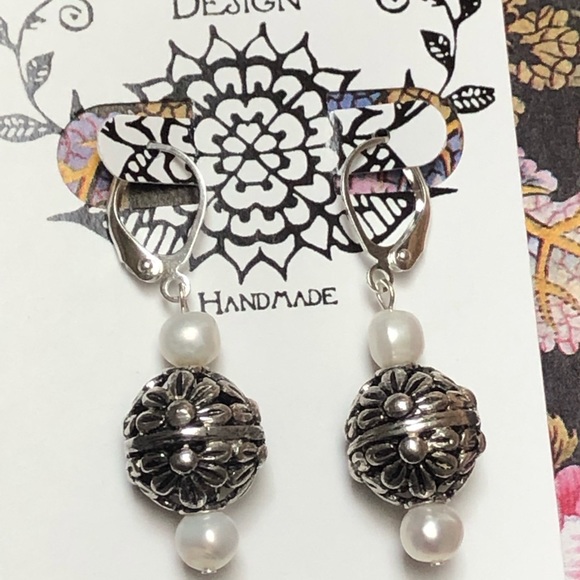 Floral Globe Earrings - Picture 5 of 8